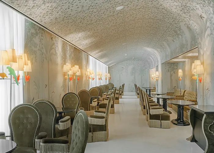 Hotel L'escape, A Luxury Collection Hotel, Myeongdong Seoul