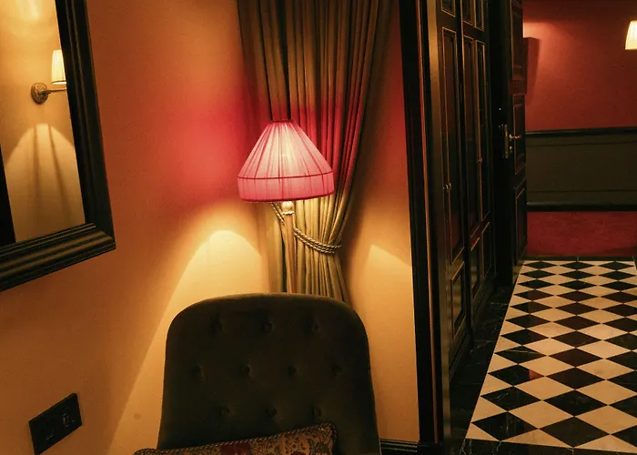 L'escape, A Luxury Collection Hotel, Myeongdong 4*