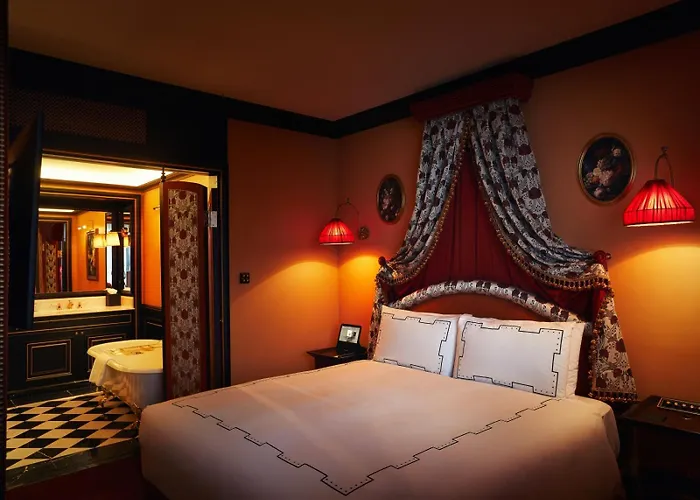 L'escape, A Luxury Collection Hotel, Myeongdong Hotel 4*