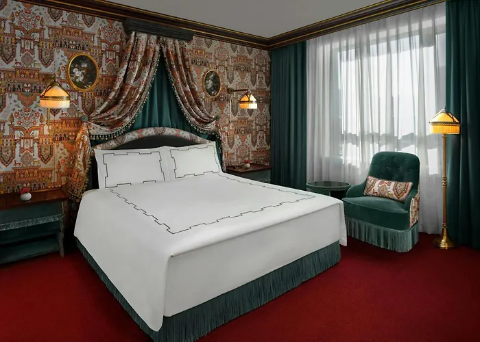 L'escape, A Luxury Collection Hotel, Myeongdong Hotel 4*