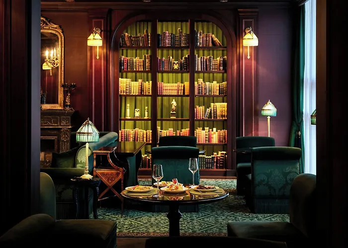 L'escape, A Luxury Collection Hotel, Myeongdong Hotel Seoul